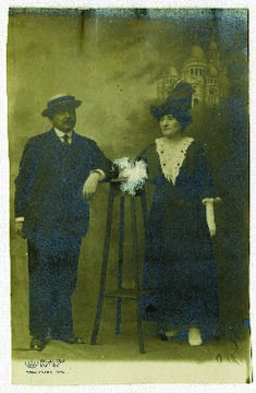 Retrato de estudio de Paul Bideau y esposa