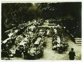 "1030 Abendkonzert im Soldatenheim Maziéres."