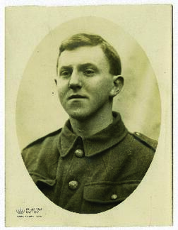 Retrato de busto del soldado John Boardman