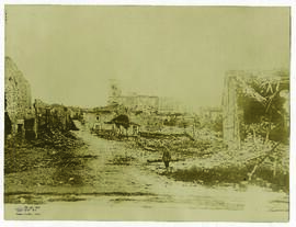 "1096 Das von den Frenzösen zerstörte Forges mit Kirche."