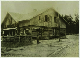 "1585 Osts. Kriegsschauplatz. Offizierslazarett bei Lida."