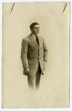 Retrato de cuerpo entero del teniente Alexander Mc Currach