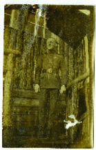 El teniente H.B. Billings posando uniformado