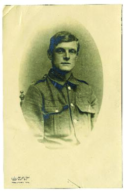 Retrato de medio cuerpo del soldado H. Taylor