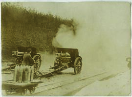 "(1) 906 Oesterr.-ungar. Munistionsindustrie. Skodawerke/ Schiessplatz. (2) Campo de tiro.&q...