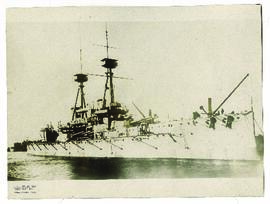 "1092 Das englische Grosskampfschiff "Vangard", welches am 9.7.17 durch Explosion ...