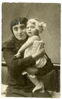 Expediente de Mercedes Missir y su hija